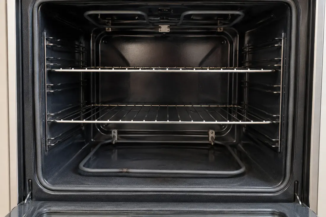 Electric range oven with a small break in the lower bake element